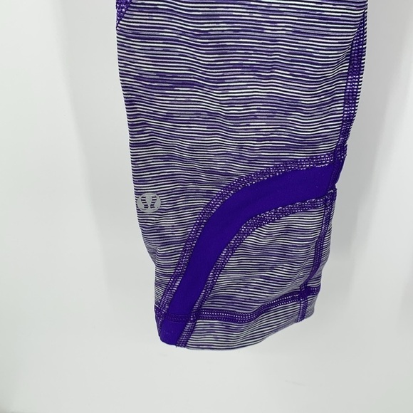 Lululemon Inspire Crop II running legging tights purple white stripe athletic 2 - Picture 3 of 5